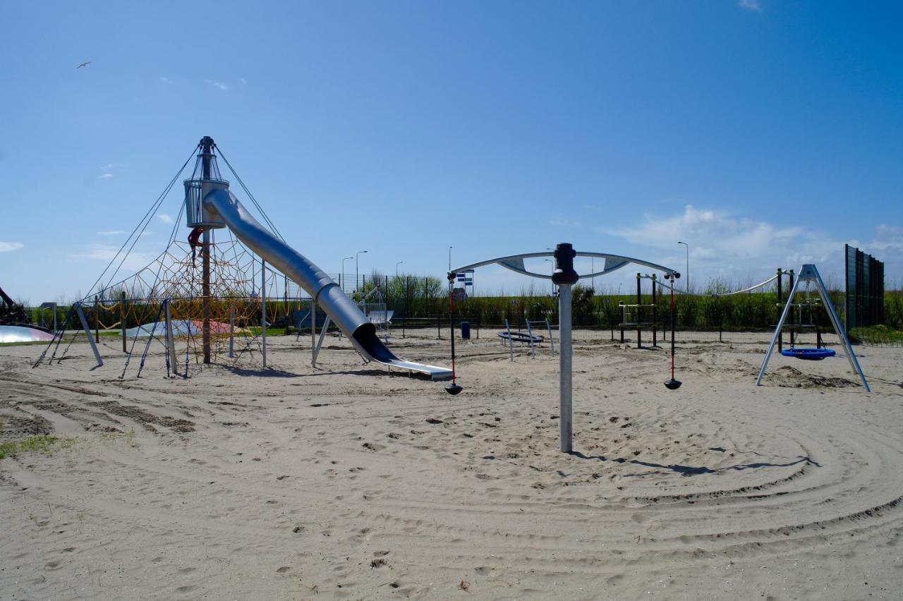 Cosy Petten, Family Only Camping *